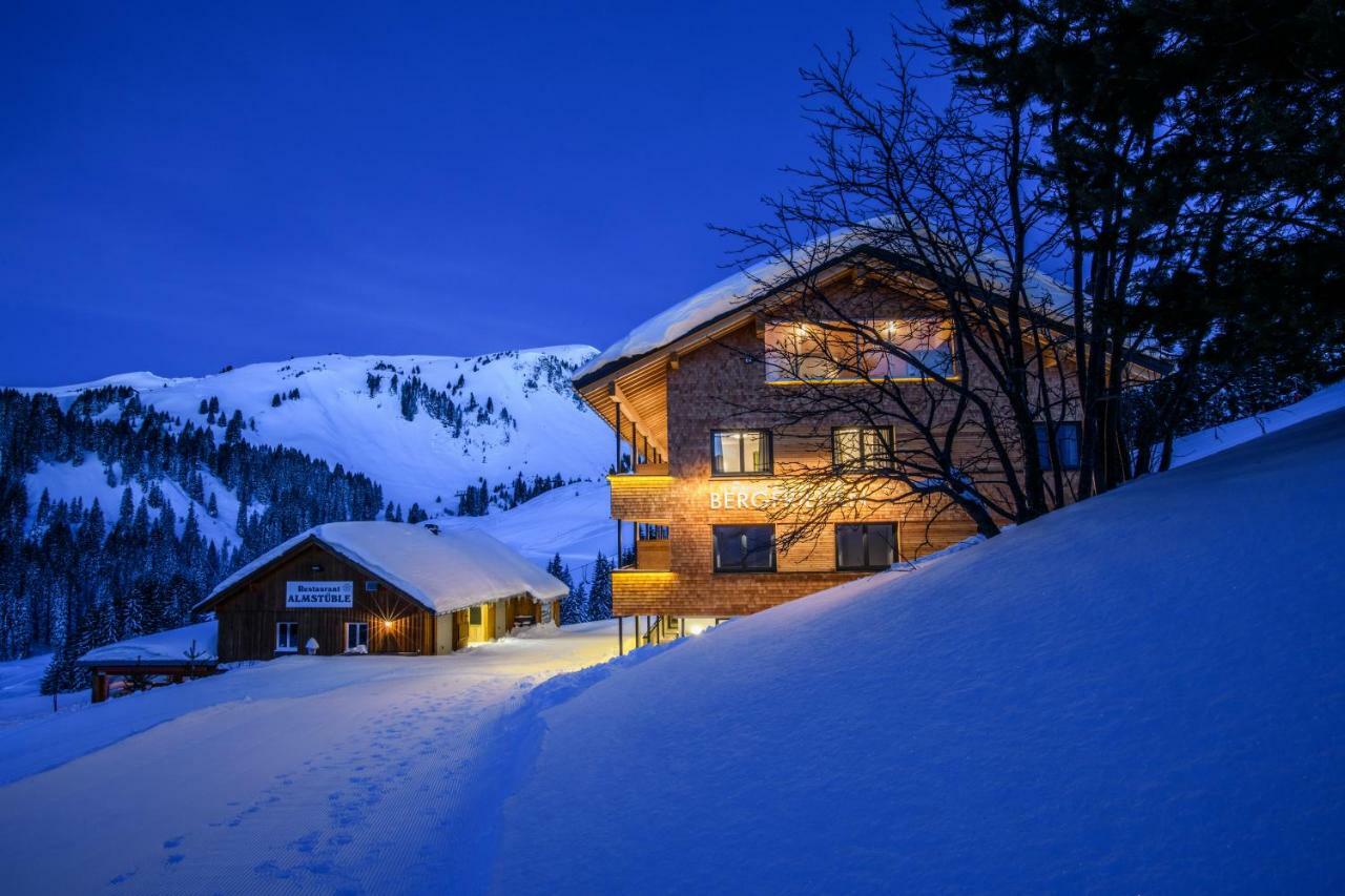Hotel Almstueble Bergfrieden à Damüls Extérieur photo